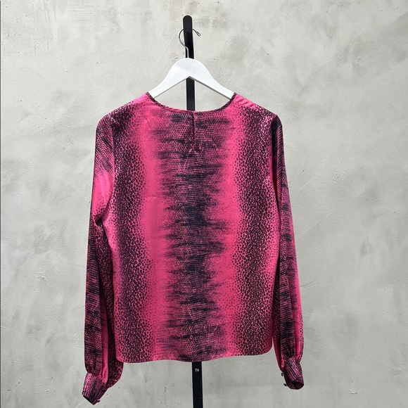 Pink Patterned Women's Top - Picture 2 of 6